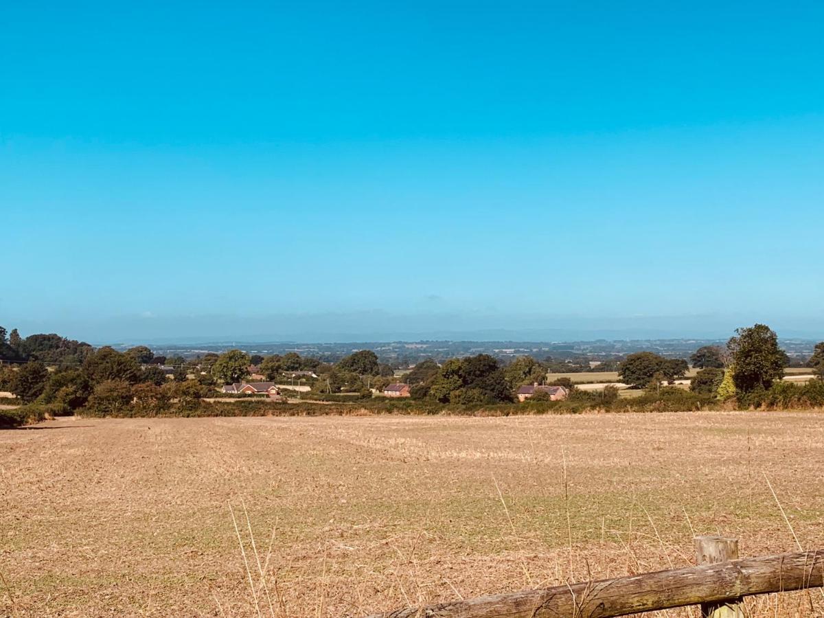 Grinshill Farmhouse Studio Near Shrewsbury מראה חיצוני תמונה