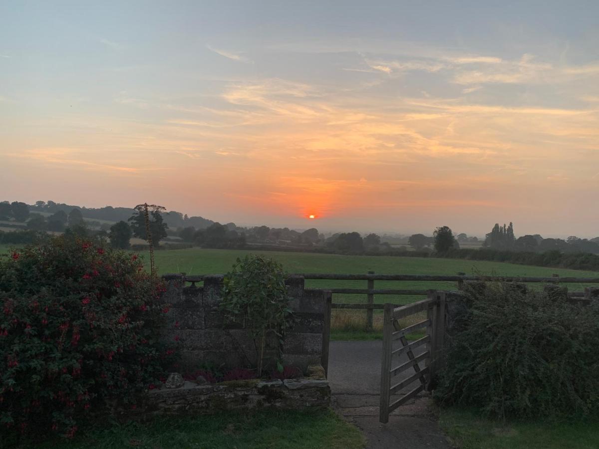 Grinshill Farmhouse Studio Near Shrewsbury מראה חיצוני תמונה